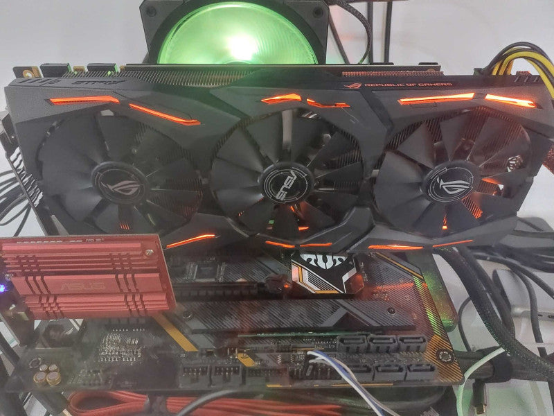 Asus ROG STRIX Nvidia GTX1070 8GB graphics card - STRIX-GTX1070-8G-GAMING