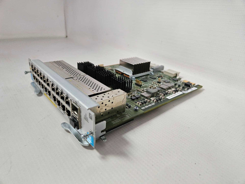HP J9536A 20-Port GIG-T PoE+ 2-Port SFP+ V2 ZL Expansion Module Q)