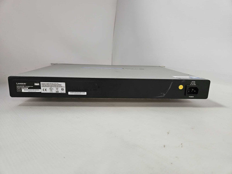 Linksys SRW 2024P 24-Port 10/100/1000 + 2-Port Gigabit Switch Q)