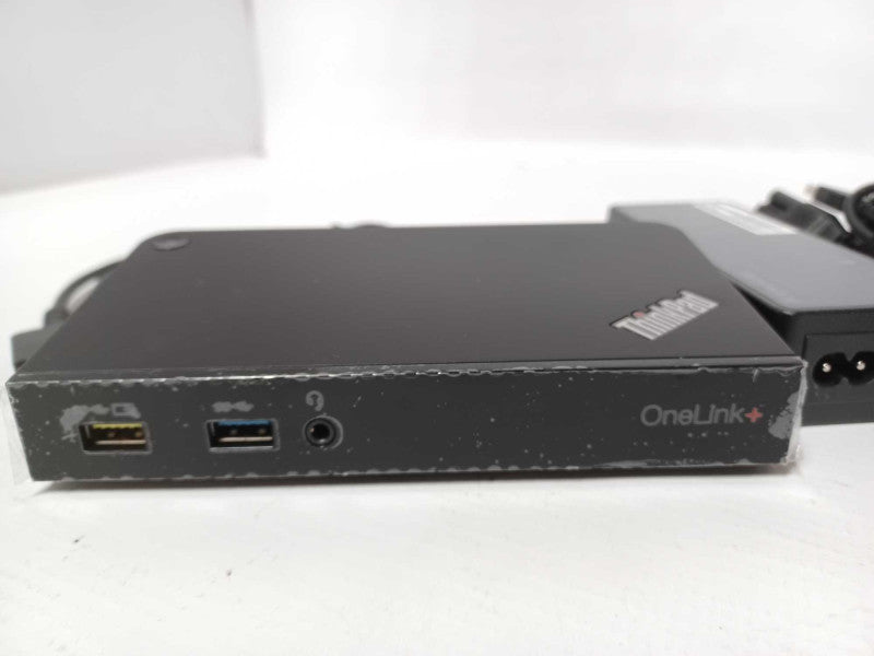 Lenovo ThinkPad OneLink+ Plus Dock 40A4 DU9047S1 with AC Adapter _