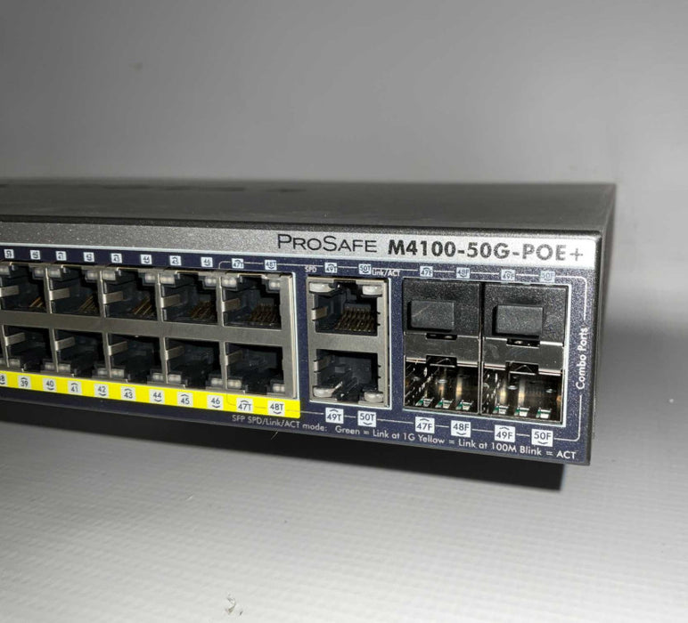 Netgear ProSafe 48-port Gigabit L2 PoE+ M4100-50G-PoE+ -