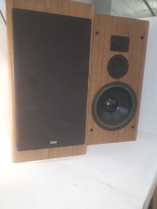 KLH Model AV4001- QTY 2 Speakers
