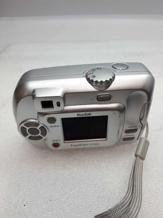 Kodak Digital camera GX7300 with carrying pouch &