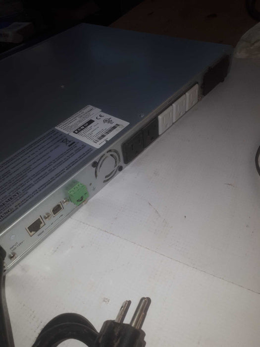Eaton ups model-5p550r