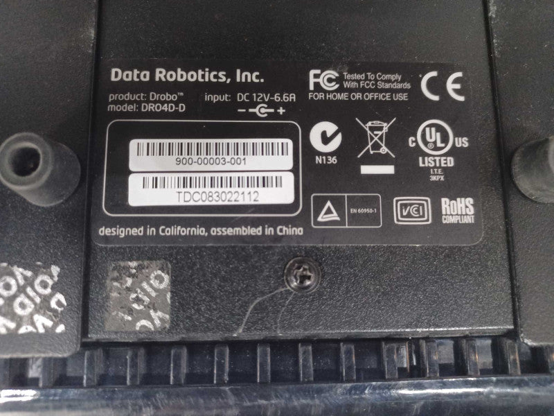Drobo DR04D-D 4-Bay storage with 3x 2TB and 1x 4TB HDDs, Read _
