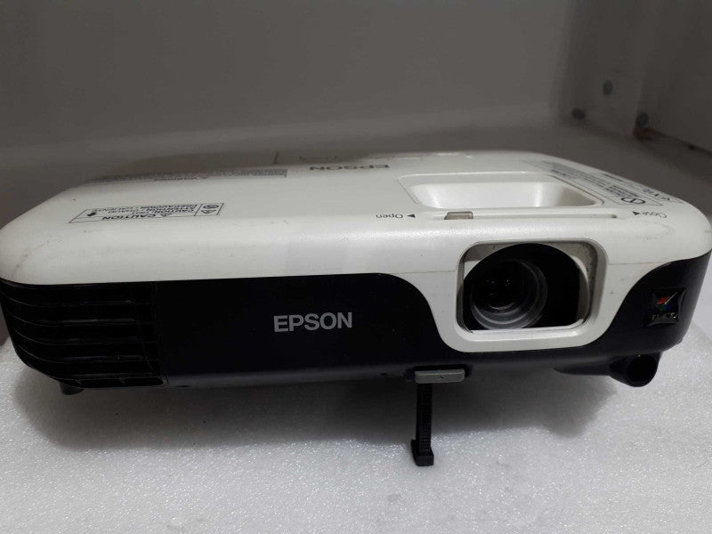 Epson VS220 3LCD Projector Portable 2700 Lumens H592A HD HDMI  &
