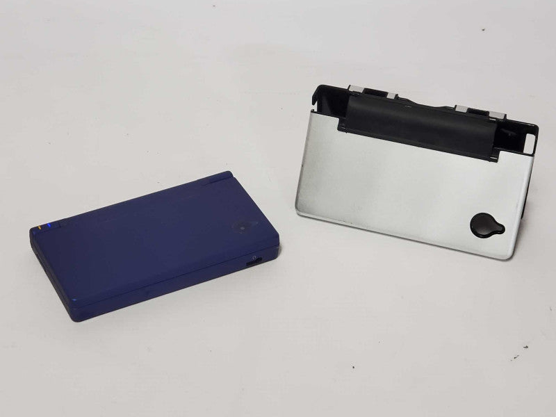 Nintendo DSi Navy Blue with Case |