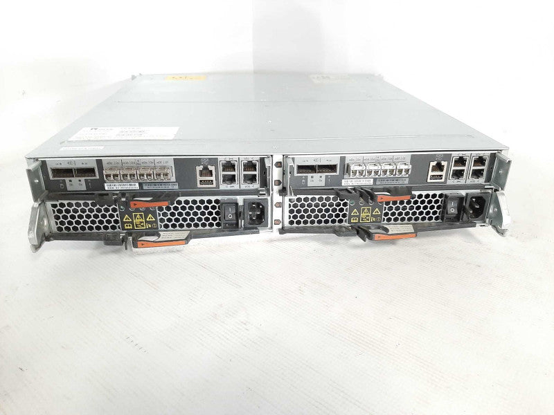 NetApp DS2246 NAJ-1001 Disk Array 24x 2.5\\" 2x 114-00065+B0 Controller $