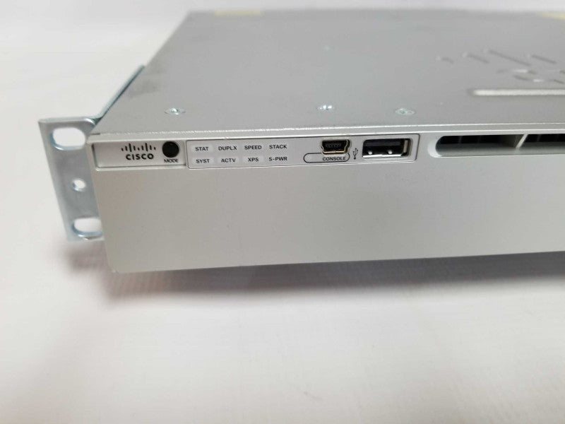 Cisco Catalyst 3850 24-port w/ Dual 350W PSU IP Base switch (WS-C3850-24T-S) #