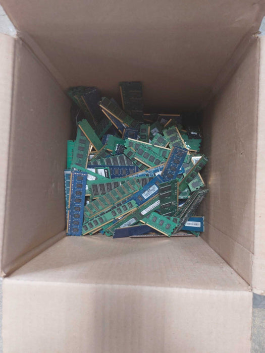 Mixed Scrap Ram / Memory - AS-IS - READ *