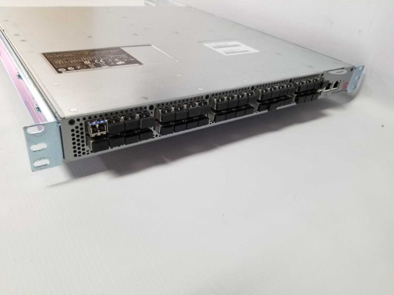 Brocade VA-40FC BR-VA40FC 40 Ports 8GB Switch - READ #