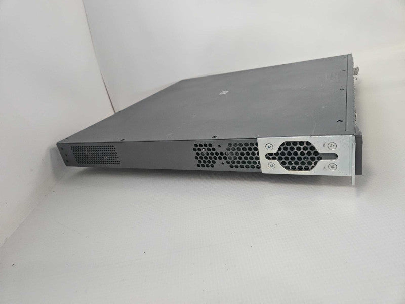 HP ProCurve 2848 with Bracket HP 2848 Gigabit Managed Switch HP J4904A )