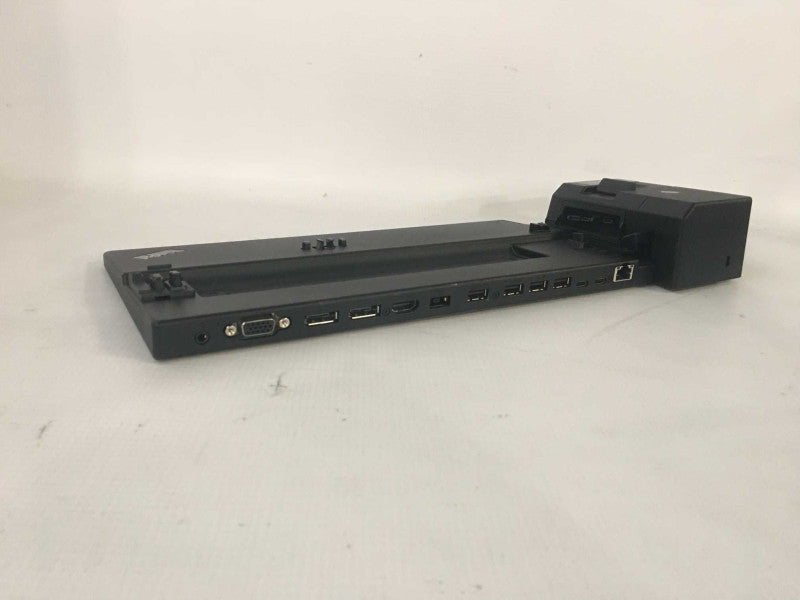 Lenovo ThinkPad 135w Ultra Docking Station - 40AJ, NO AC ADAPTER Q