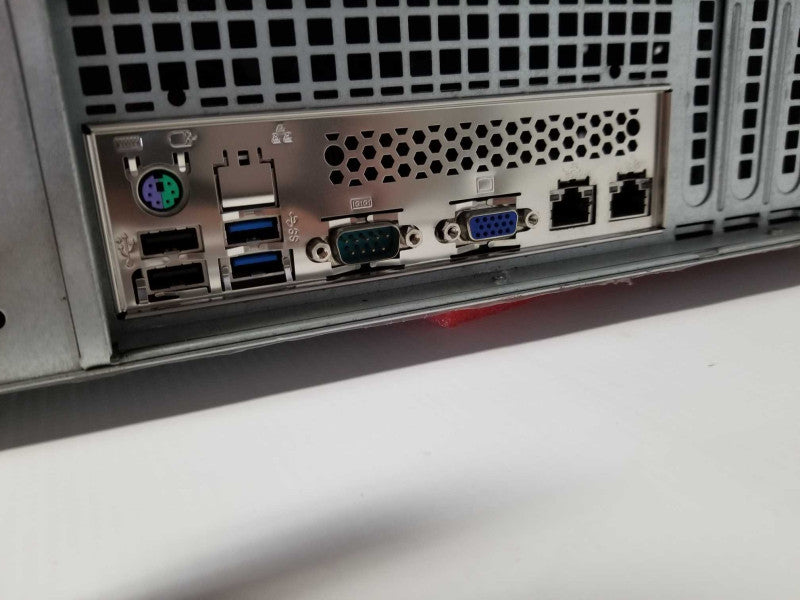 P10S-M Series Server Xeon E3-1220 V5 @ 3.00ghz / 8gb ram ddr4 / READ #