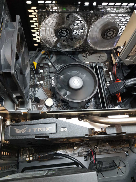 Custom PC - AMD Ryzen 3 2200G @ 3.5 GHZ, 16GB DDR4, GTX 970 4GB