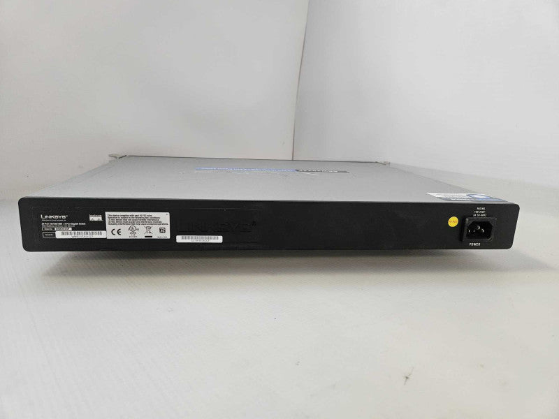 Linksys SRW 2024P 24-Port 10/100/1000 + 2-Port Gigabit Switch )