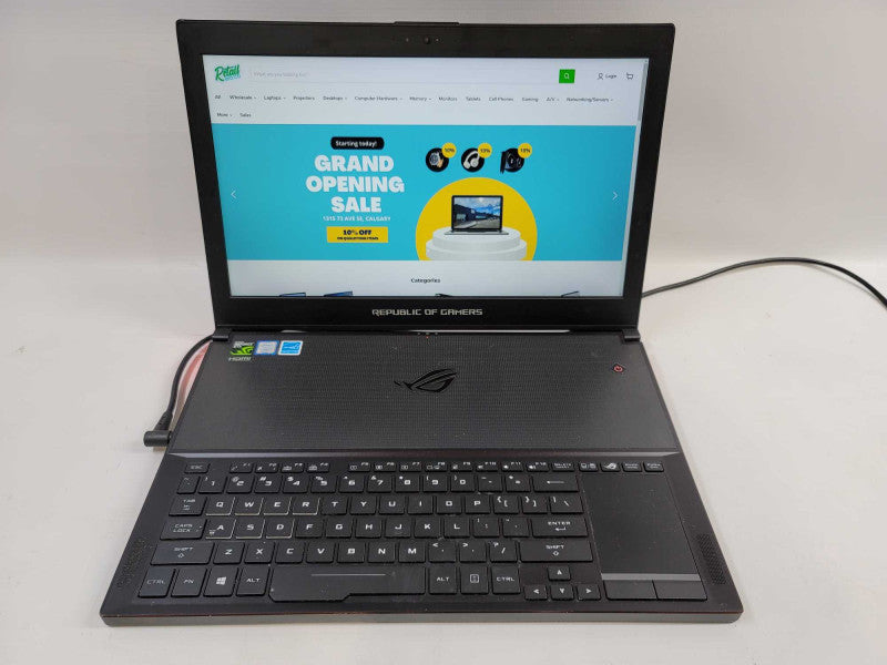 ASUS Zepyhrus GX501 i7-7700HQ, 16GB DDR4, GeForce GTX 1080 , 1TB **READ