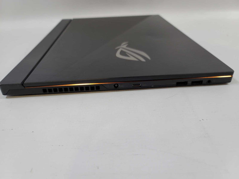 ASUS Zephyrus GX531 i7-8750H, 4GB GeForce RTX 2070 16GB DDR4, 500GB SSD