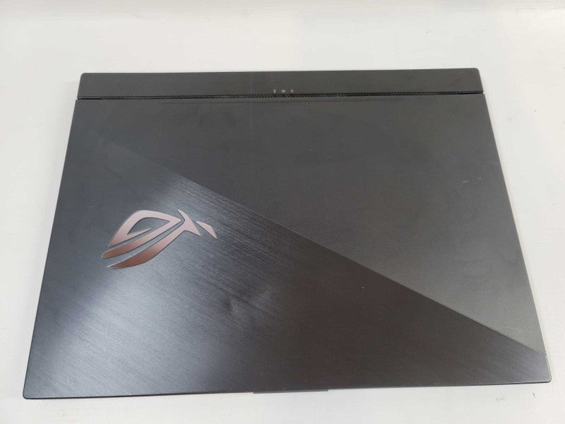 ASUS Zephyrus GX531 i7-8750H, 4GB GeForce RTX 2070 16GB DDR4, 500GB SSD