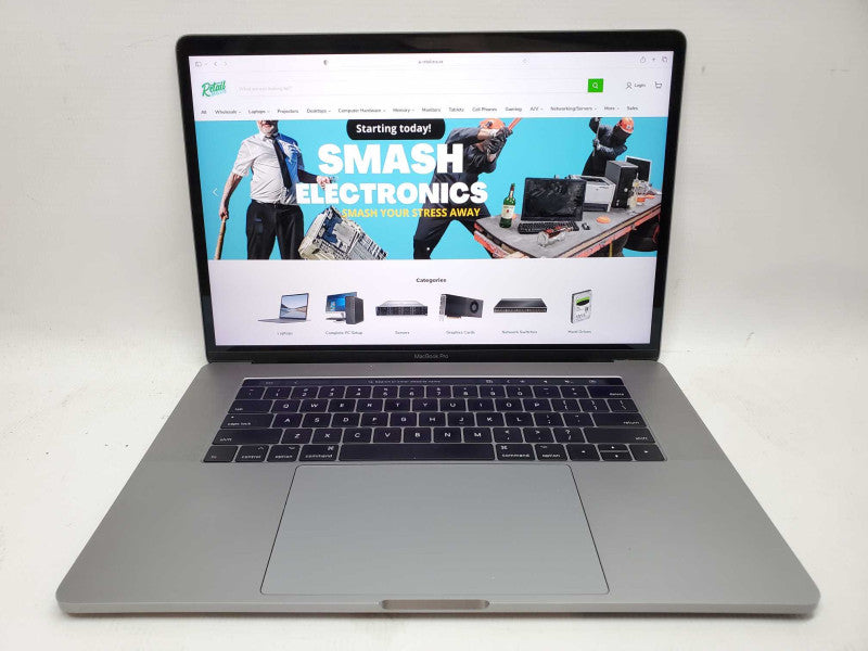 MacBook Pro 2017 15\\" Core i7-7820HQ @ 2.9GHz 16GB DDR3 500GB SSD R560 4GB [Read] (