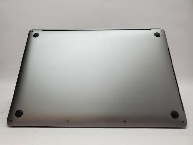 MacBook Pro 2017 15\\" Core i7-7820HQ @ 2.9GHz 16GB DDR3 500GB SSD R560 4GB [Read] (