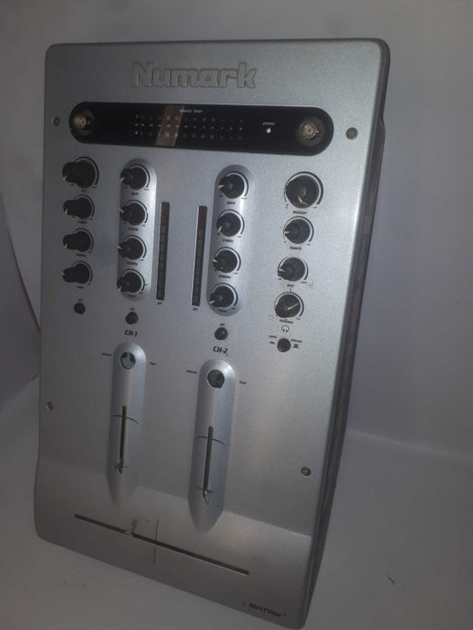 Numark Matrix 2