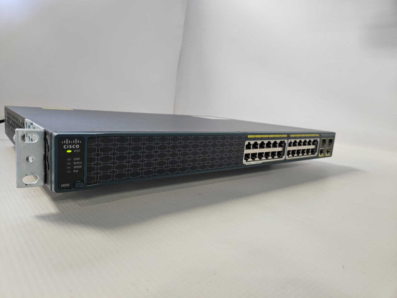 Cisco Catalyst 2960 series 24 Port PoE Ethernet Switch WS-C2960-24PC-S V06 )