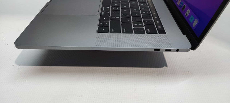 Apple MacBook Pro (15-inch, 2019) - Intel Core i9-9880H 16GB RAM 500GB SSD