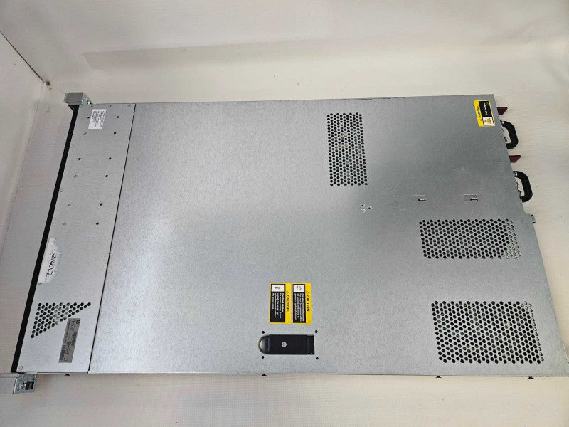HP ProLiant DL360e Gen8 2x Xeon E5-2403 0 @ 1.80GHz 8GB RAM NO RAID *READ* )