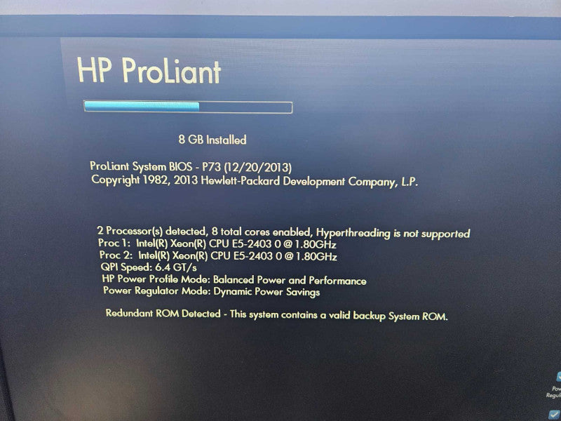 HP ProLiant DL360e Gen8 2x Xeon E5-2403 0 @ 1.80GHz 8GB RAM NO RAID *READ* )