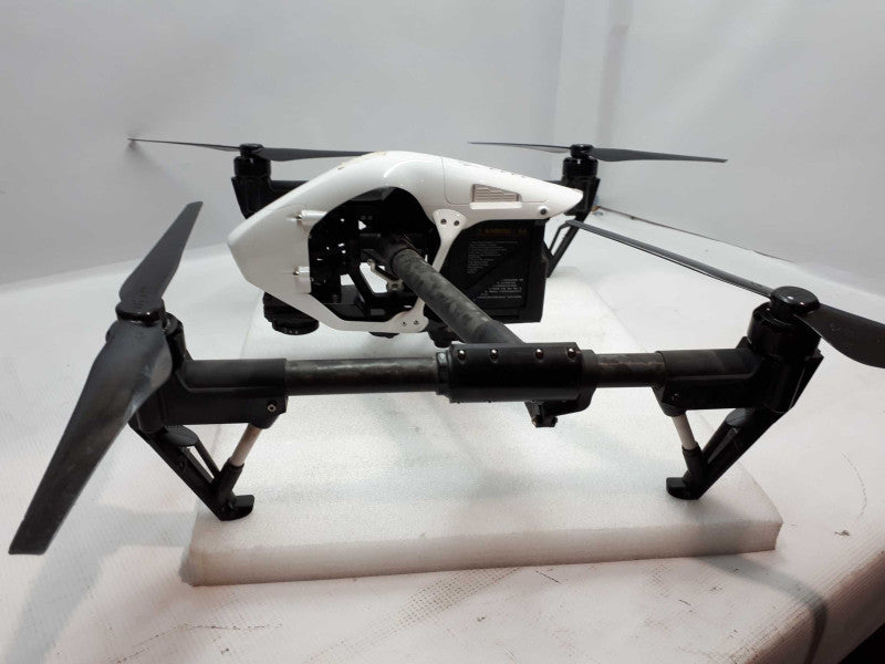 DJI INSPIRE 1  Drone with case- see notes &