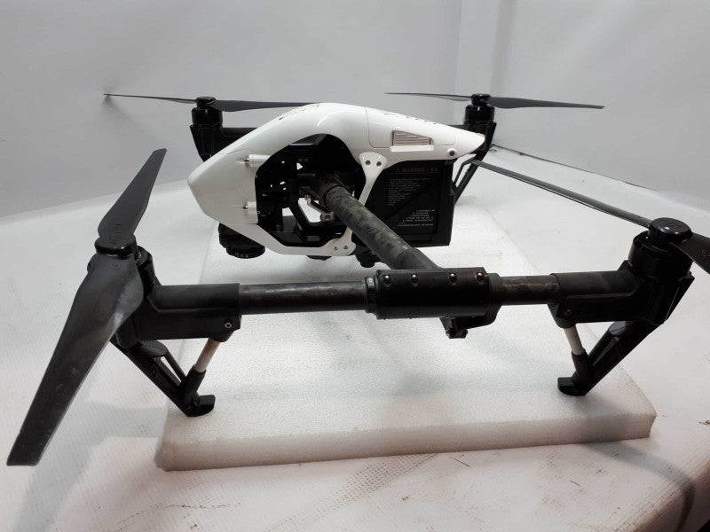 DJI INSPIRE 1  Drone with case- see notes &
