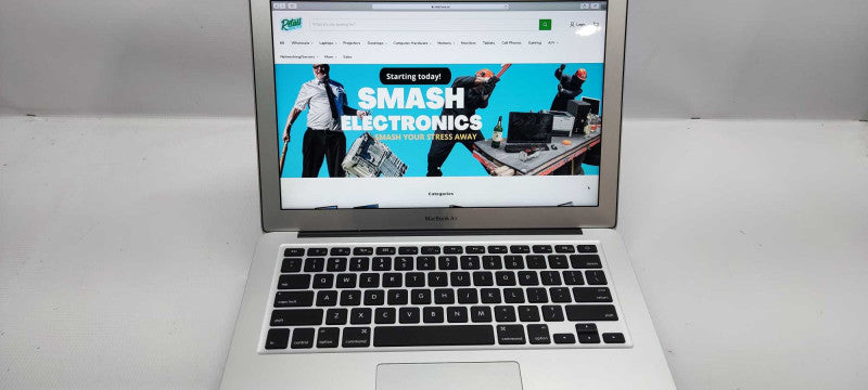 Apple MacBook Air 13 inch 2017 - 1.8 GHz Intel Core i5 Dual Core 8GB RAM