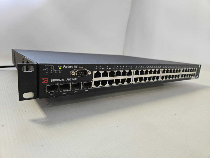 Brocade Foundry FastIron WS FWS 648G Gigabit Ethernet Switch )