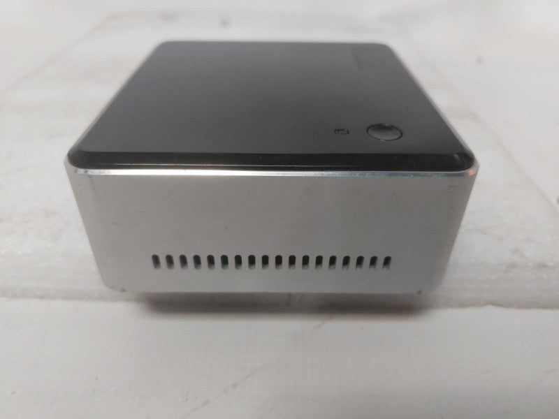Intel NUC Mini PC D34010WYKH i3 4010U | 8GB RAM | NO HDD Q
