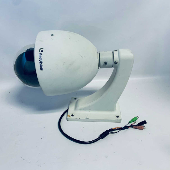 GV-PPTZ7300 Outdoor Camera with Mount and Arm =