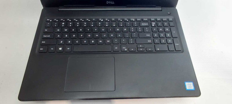 Dell Latitude 3590 15\\" Intel i7-8550U 16GB RAM 256GB SSD