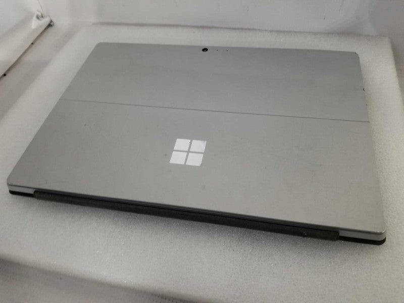 Microsoft Surface Pro 5 - i5-7300U 2.6GHz, 8GB RAM, 256GB SSD