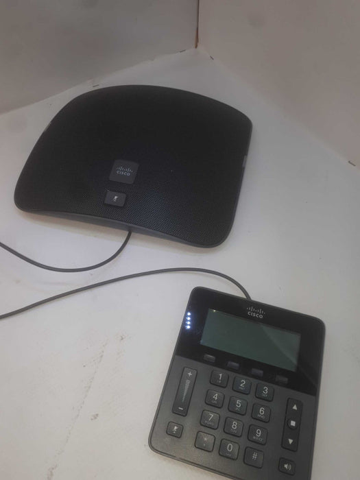 Cisco UC Phone CP-8831 , Q