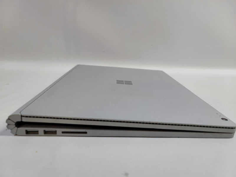 Microsoft Surface Book i5-6300U, 8GB DDR3, 256GB SSD **READ