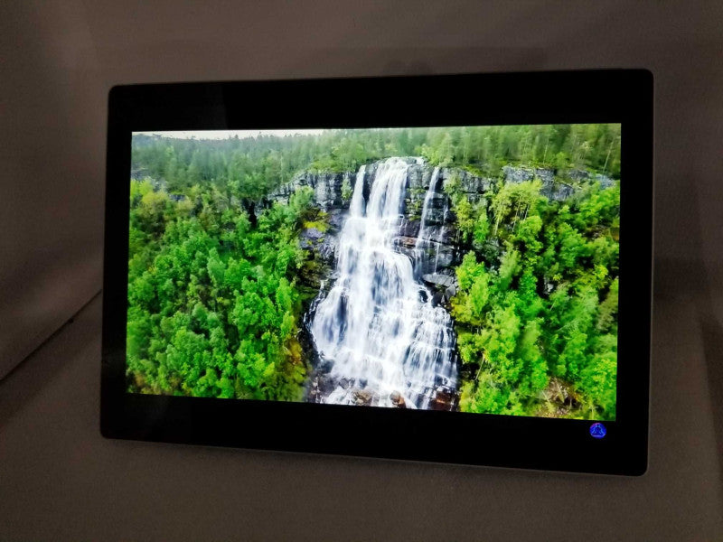 Microsoft Surface Pro 6 - i7-8650U 1.9GHz, 16GB RAM, 512GB SSD - READ