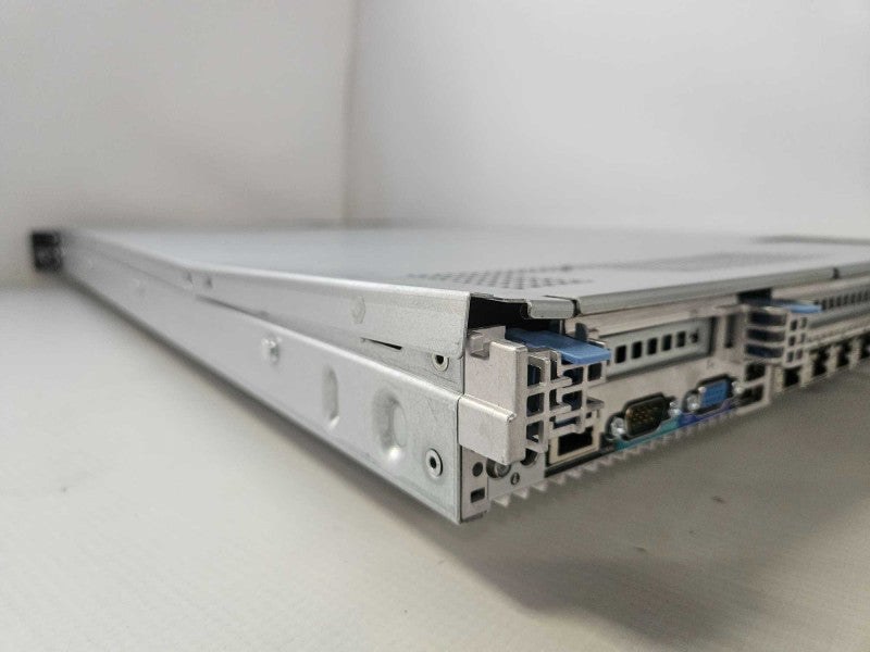 Dell PowerEdge R620 Server 2x Xeon E5-2620 0 @ 2.00GHz 32 GB Ram NO RAID*READ )