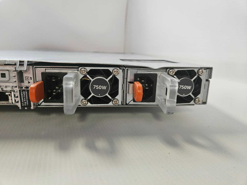 Dell PowerEdge R620 Server 2x Xeon E5-2620 0 @ 2.00GHz 32 GB Ram NO RAID*READ )