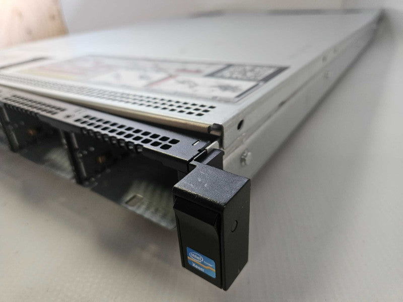 Dell PowerEdge R620 Server 2x Xeon E5-2620 0 @ 2.00GHz 32 GB Ram NO RAID*READ )