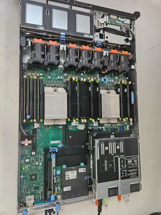 Dell PowerEdge R620 Server 2x Xeon E5-2620 0 @ 2.00GHz 32 GB Ram NO RAID*READ )