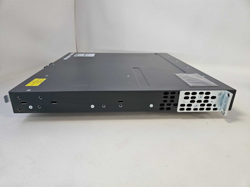 Cisco WS-C3560X-24P-S 24 Port PoE+3560X Gigabit Switch 1x PSU )