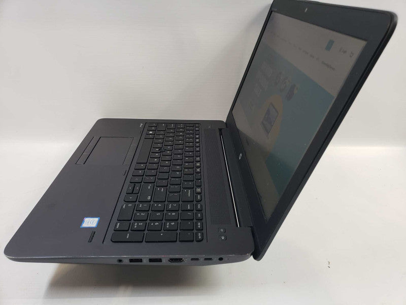 HP ZBook 15 G4 intel i7-7700HQ @ 2.8GHz / 16GB Ram / 256GB M.2