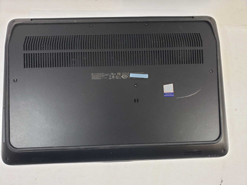 HP ZBook 15 G4 intel i7-7700HQ @ 2.8GHz / 16GB Ram / 256GB M.2