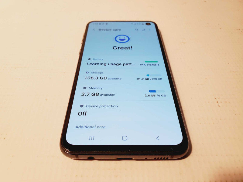 Samsung Galaxy S10e - 128GB - Black (
