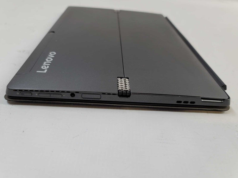 Lenovo MIIX-520-12IKB w/ detachable KB, i7-8250, 8GB DDR4, 256GB SSD **NO AC  Q